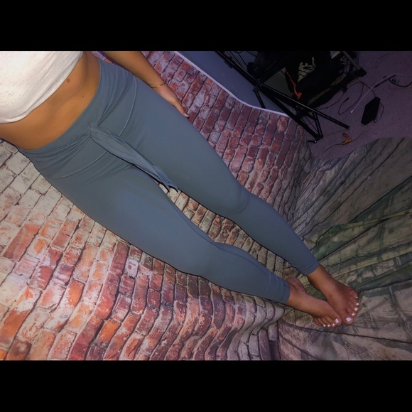 LN! Lulu Sz 10 align 28” wrap waist - Picture 1 of 5